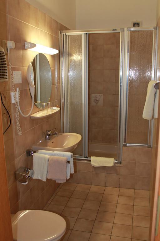 Hotel Restaurant Neu-Holland Kassel Room photo